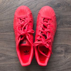 Amazing Adidas Sneakers!